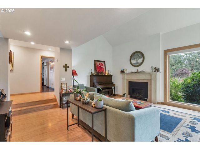 6193 Se 81ST Ave, Salem, OR 97317