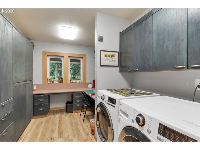 6193 Se 81ST Ave, Salem, OR 97317