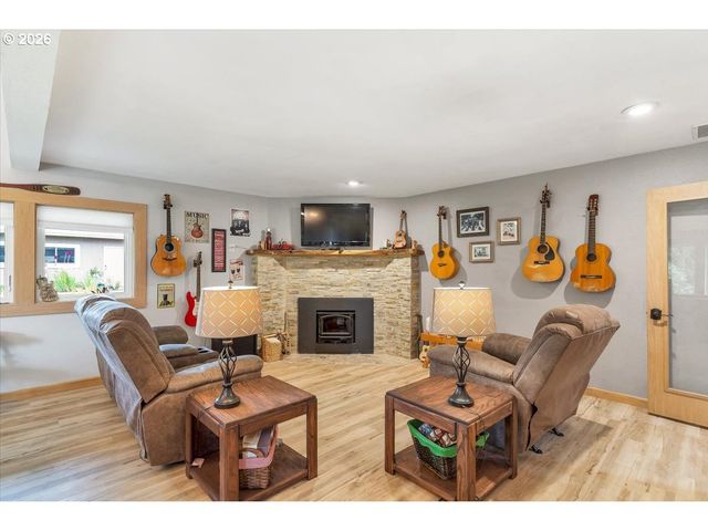 6193 Se 81ST Ave, Salem, OR 97317
