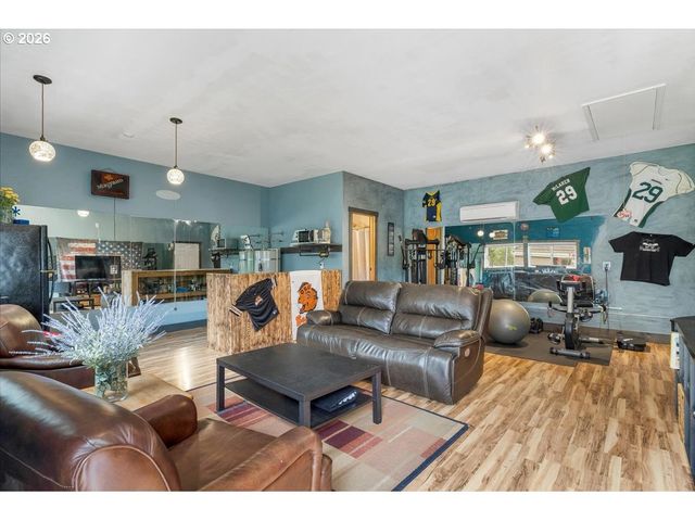 6193 Se 81ST Ave, Salem, OR 97317