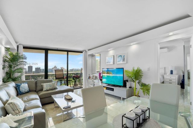 3675 N Country Club Dr 1907, Aventura, FL 33180