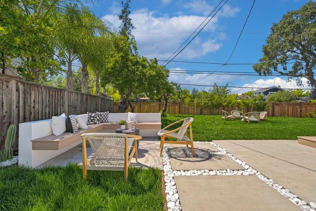 2442 Hampton Avenue, Redwood City, CA 94061