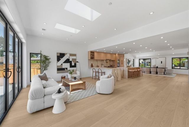 2442 Hampton Avenue, Redwood City, CA 94061