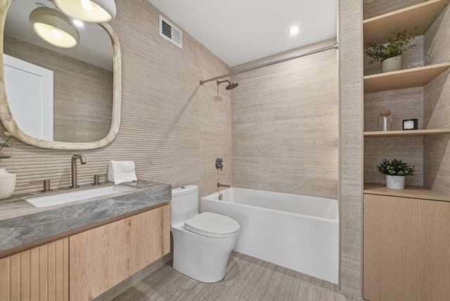 2442 Hampton Avenue, Redwood City, CA 94061