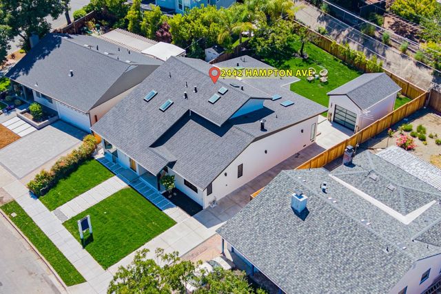 2442 Hampton Avenue, Redwood City, CA 94061