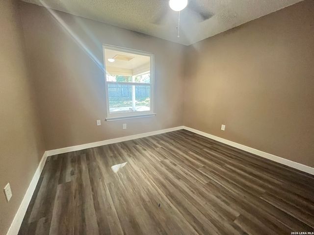 22 SKYRIDGE CIR, New Braunfels, TX 78130