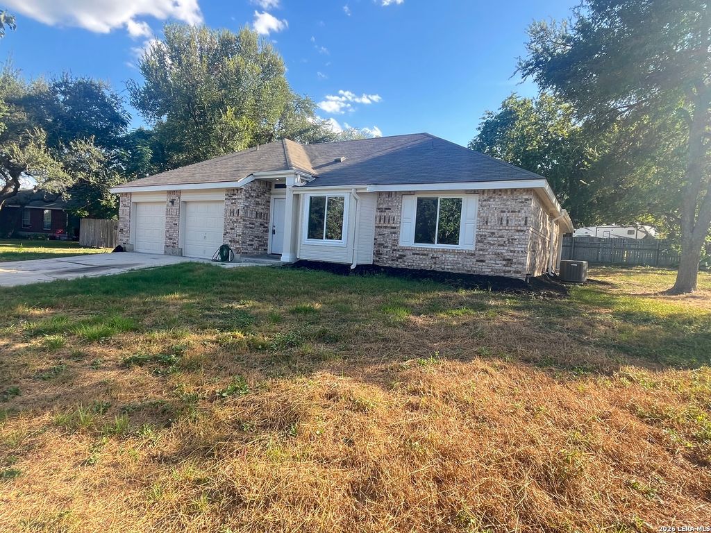 22 SKYRIDGE CIR, New Braunfels, TX 78130