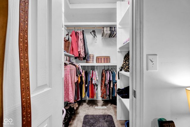 5250 N Camelot Way, North Vernon, IN 47265