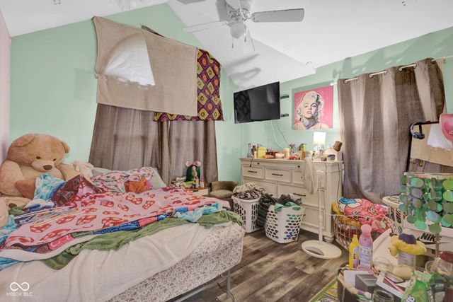 5250 N Camelot Way, North Vernon, IN 47265