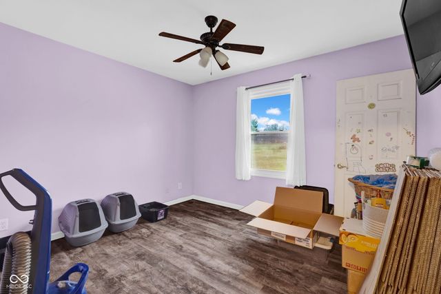 5250 N Camelot Way, North Vernon, IN 47265