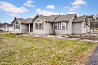 5250 N Camelot Way, North Vernon, IN 47265