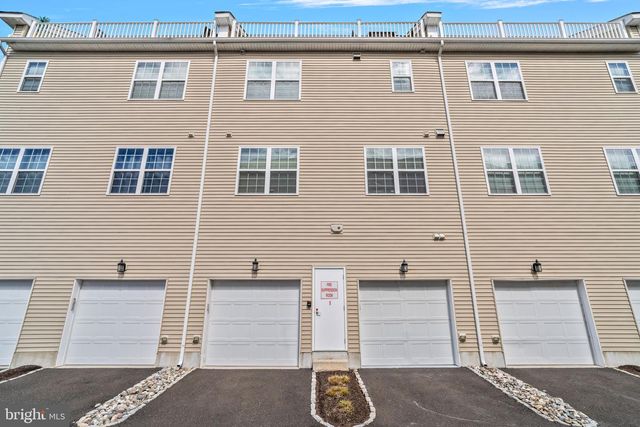 135-A FEDERAL ST, Bensalem, PA 19020