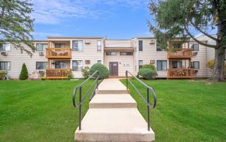 188 Woodland Drive 188, Cromwell, CT 06416