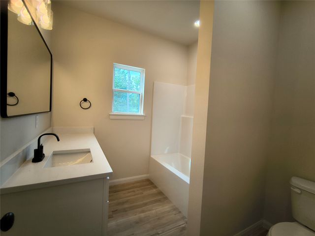 2112 N Trenton Avenue, Tulsa, OK 74106