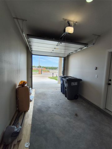 2112 N Trenton Avenue, Tulsa, OK 74106