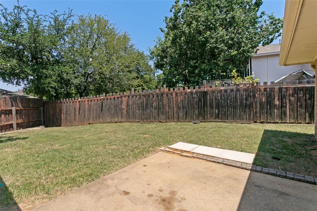 42 Lakewood Drive, Hickory Creek, TX 75065