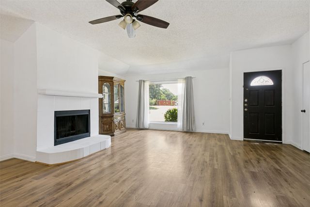 42 Lakewood Drive, Hickory Creek, TX 75065