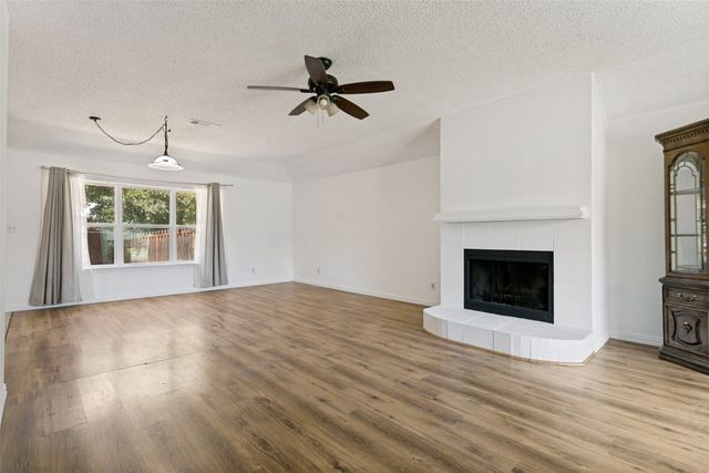 42 Lakewood Drive, Hickory Creek, TX 75065