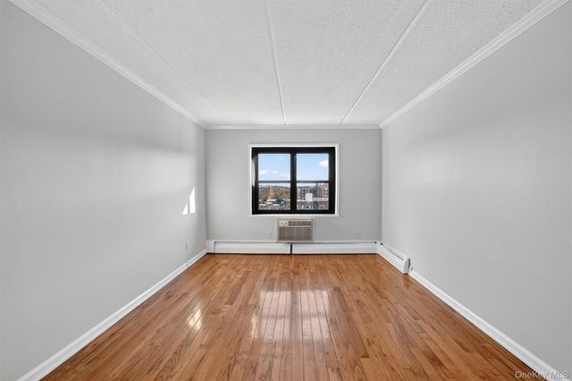 145 Valentine Lane 8E, Yonkers, NY 10705