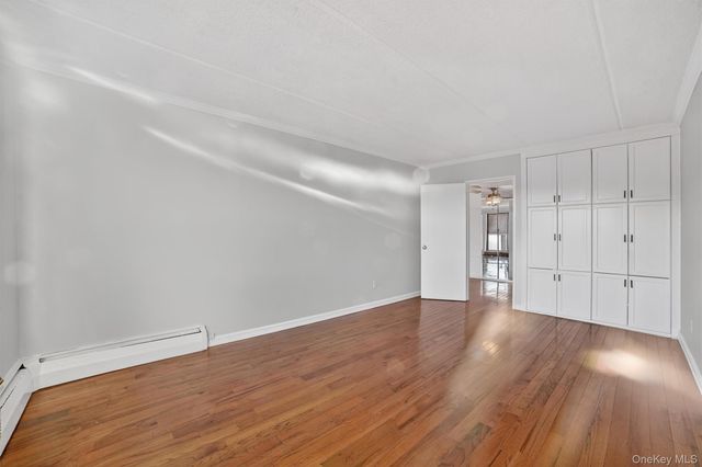 145 Valentine Lane 8E, Yonkers, NY 10705