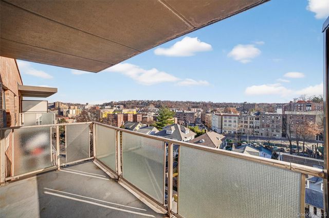 145 Valentine Lane 8E, Yonkers, NY 10705