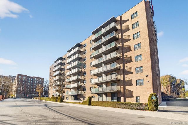 145 Valentine Lane 8E, Yonkers, NY 10705