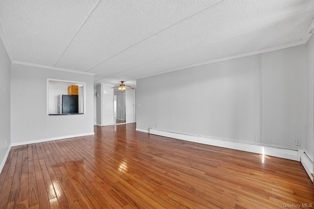 145 Valentine Lane 8E, Yonkers, NY 10705