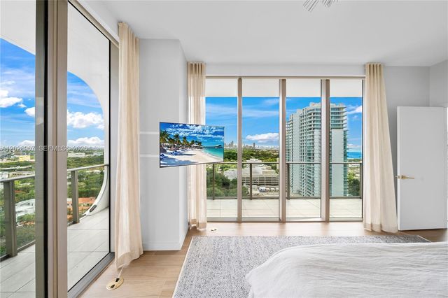 2678 Tigertail Avenue 1702, Miami, FL 33133