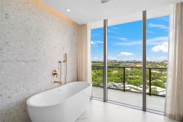 2678 Tigertail Avenue 1702, Miami, FL 33133