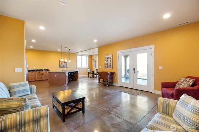 4065 NE Edwards Drive, Moses Lake, WA 98837