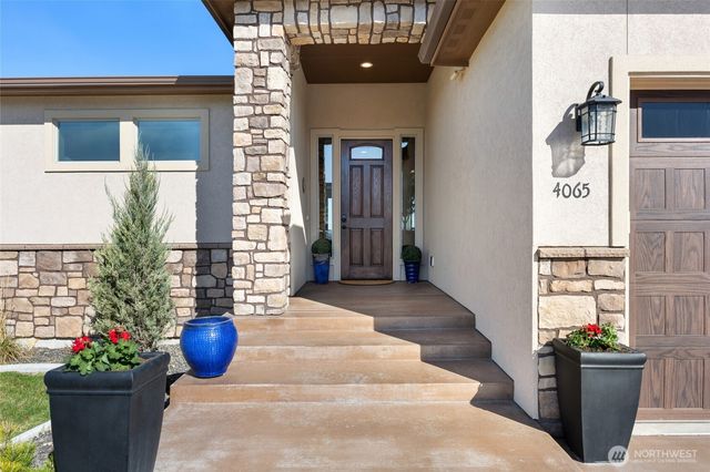 4065 NE Edwards Drive, Moses Lake, WA 98837