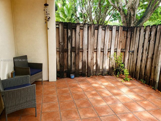 12116 SW 143rd Ln 6-5, Miami, FL 33186