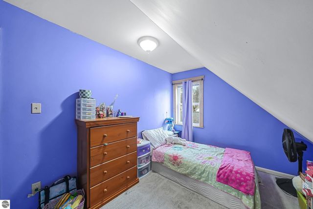 415 Sunnyside Drive, Cadillac, MI 49601