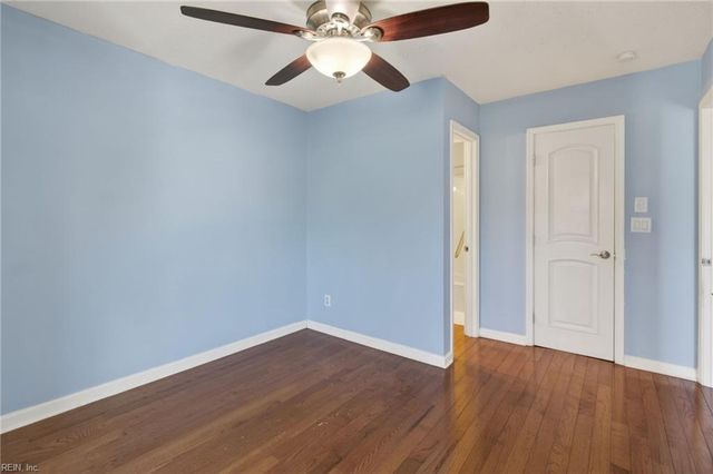 530 N Birdneck Rd Apt 101, Virginia Beach, VA 23451