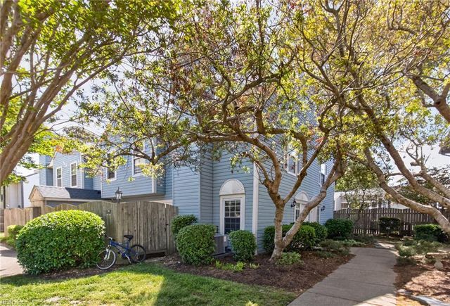 530 N Birdneck Rd Apt 101, Virginia Beach, VA 23451