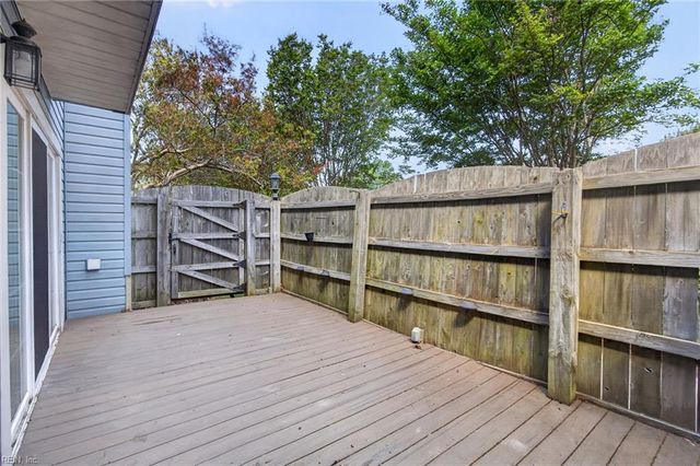 530 N Birdneck Rd Apt 101, Virginia Beach, VA 23451