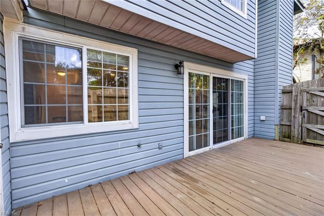 530 N Birdneck Rd Apt 101, Virginia Beach, VA 23451