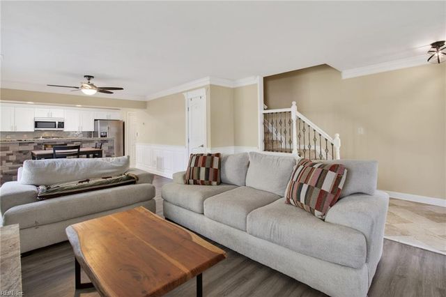 530 N Birdneck Rd Apt 101, Virginia Beach, VA 23451