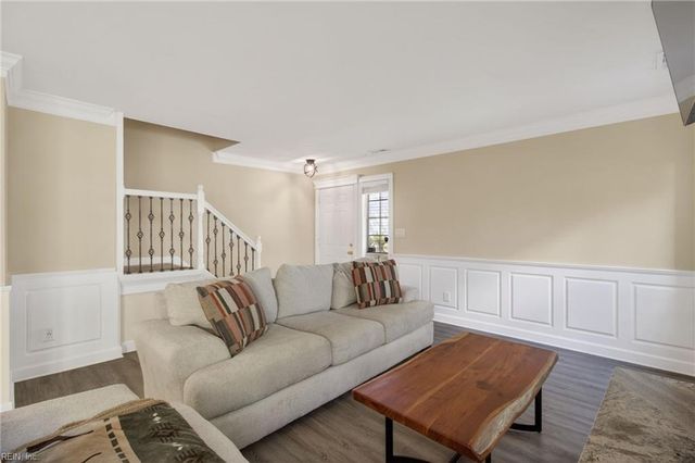 530 N Birdneck Rd Apt 101, Virginia Beach, VA 23451