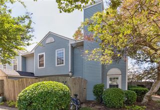 530 N Birdneck Rd Apt 101, Virginia Beach, VA 23451