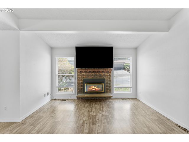 3079 Sw 22nd, Gresham, OR 97080