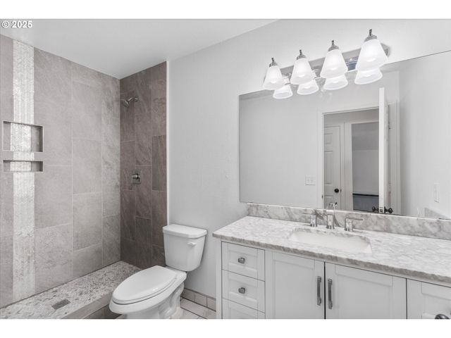 3079 Sw 22nd, Gresham, OR 97080