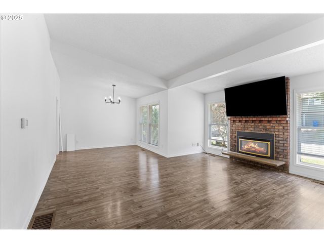 3079 Sw 22nd, Gresham, OR 97080