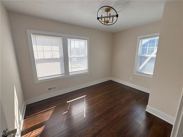 3565 Silsby Road, University Heights, OH 44118
