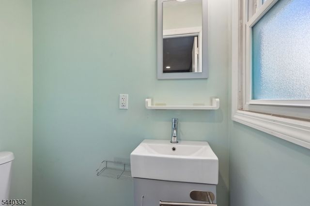 345 Trotting Rd, Union Twp., NJ 07083