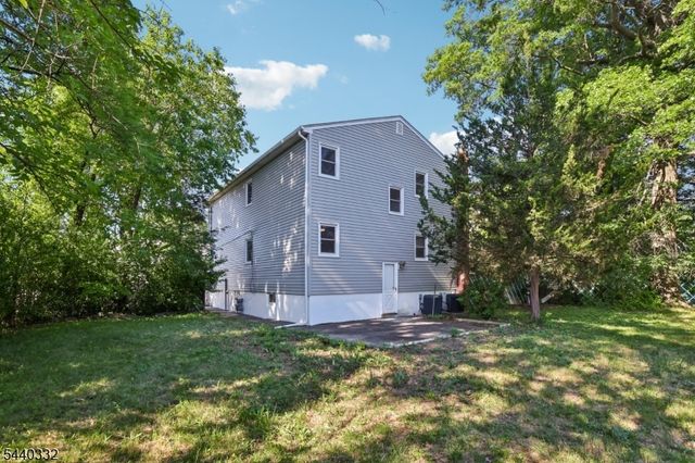 345 Trotting Rd, Union Twp., NJ 07083