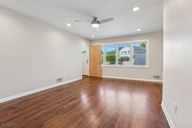 345 Trotting Rd, Union Twp., NJ 07083
