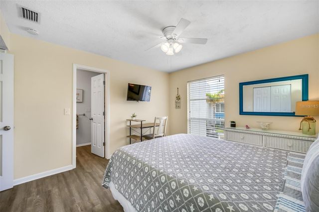 260 MEDALLION BOULEVARD F, Madeira Beach, FL 33708