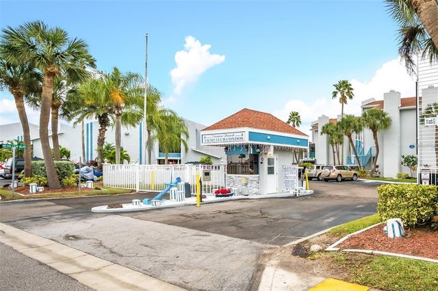 260 MEDALLION BOULEVARD F, Madeira Beach, FL 33708