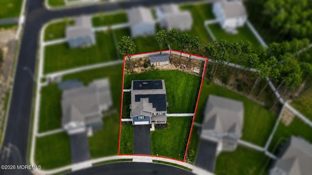 6 Foremast Avenue, Barnegat, NJ 08005